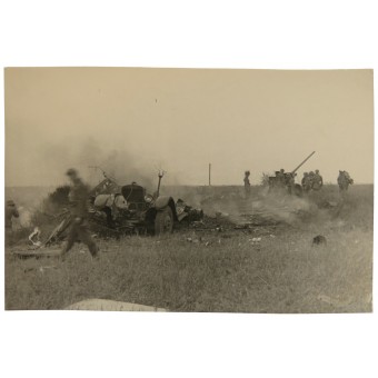 The direct hit to the soviet artillery position, 1941.. Espenlaub militaria